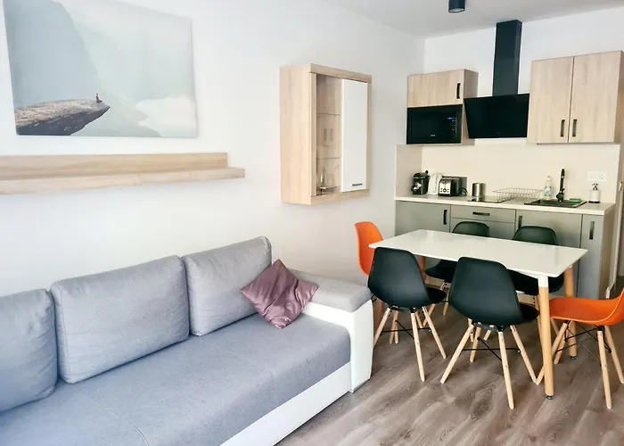 Lelle Riviera