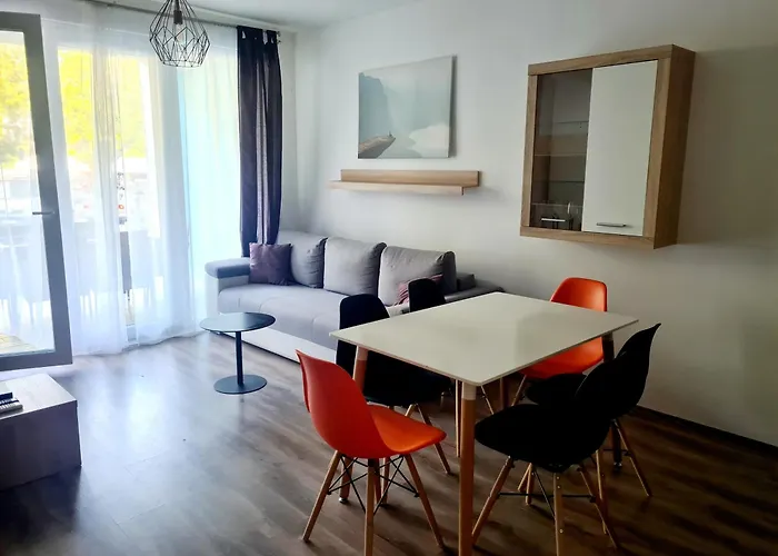 Lelle Riviera