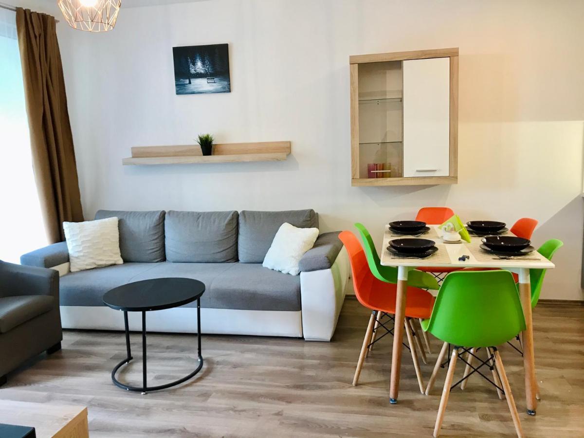 Lelle Riviera